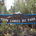 Twin lakes resort
