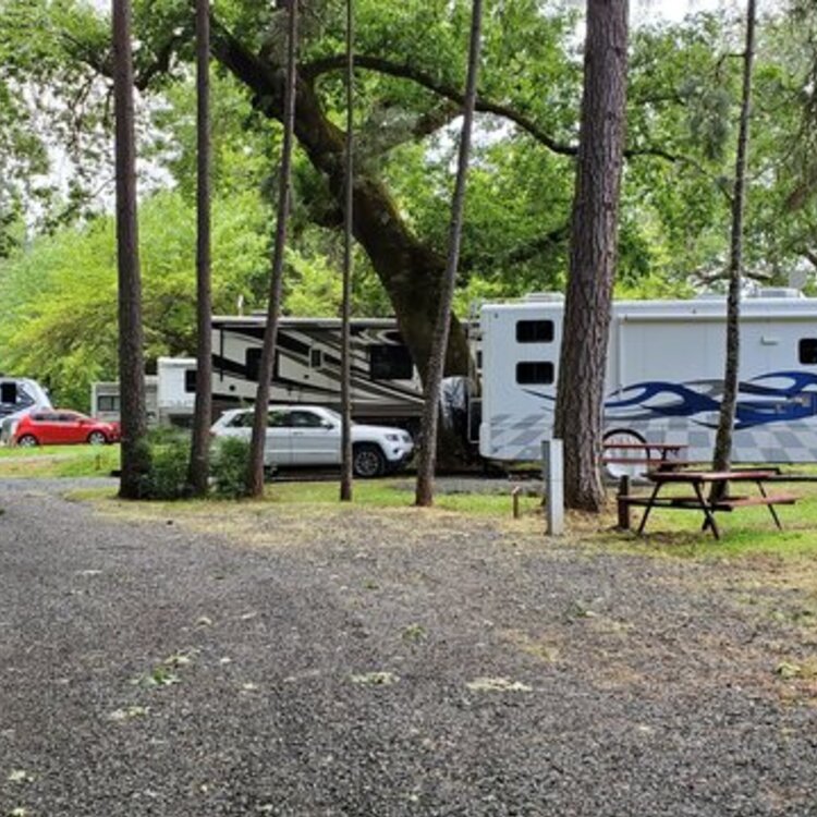 Sunny Valley RV Park & Campground