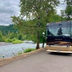 Caseys riverside rv park