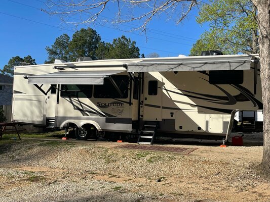 Escapees Rainbow&#39;s End RV Park