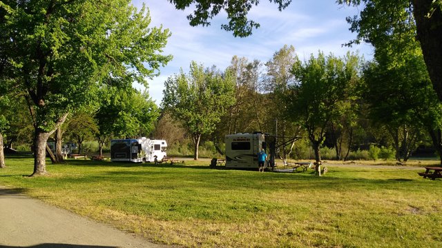 Trinity River Resort & RV Park