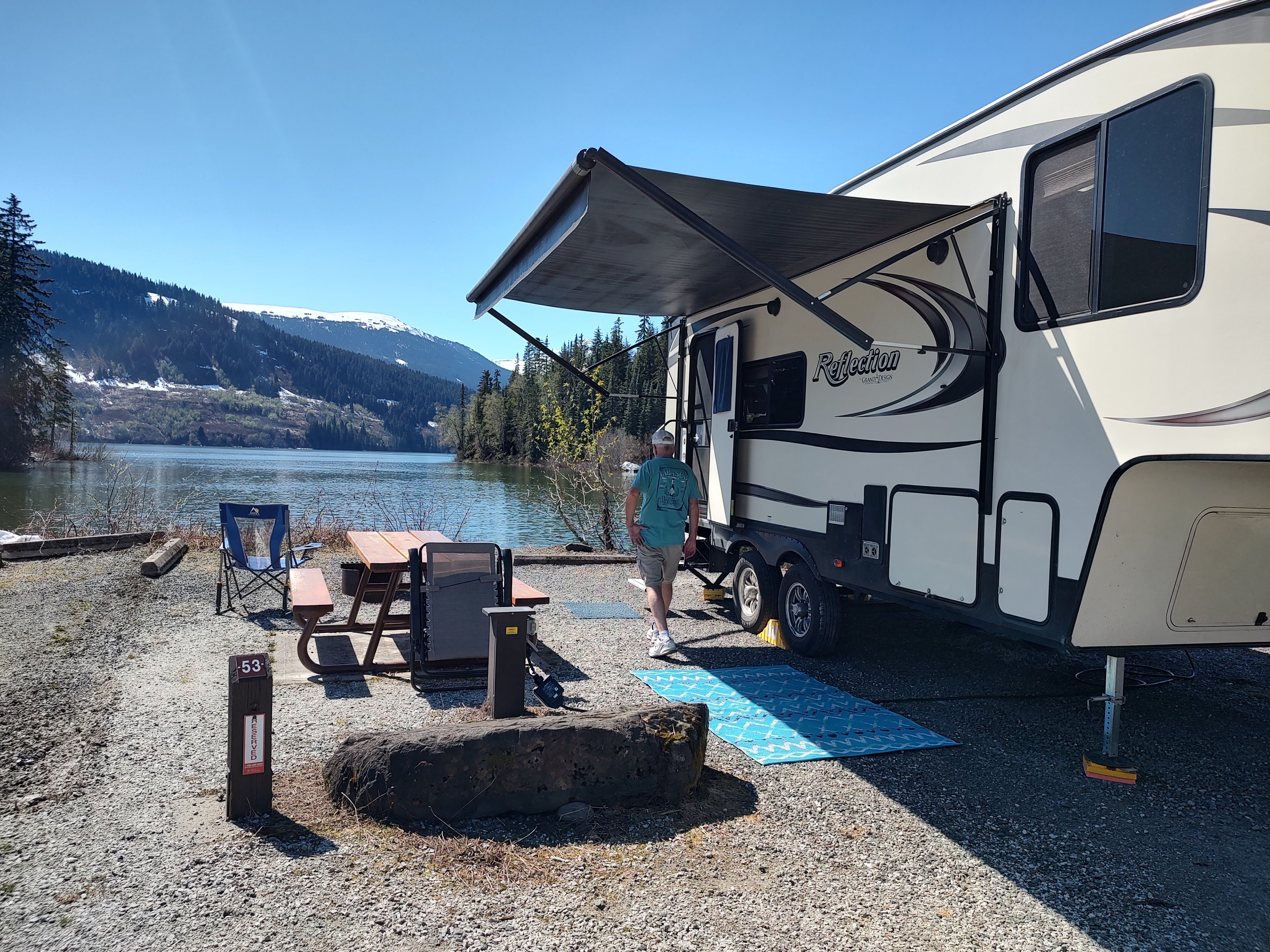 Meziadin Lake Provincial Park Campground