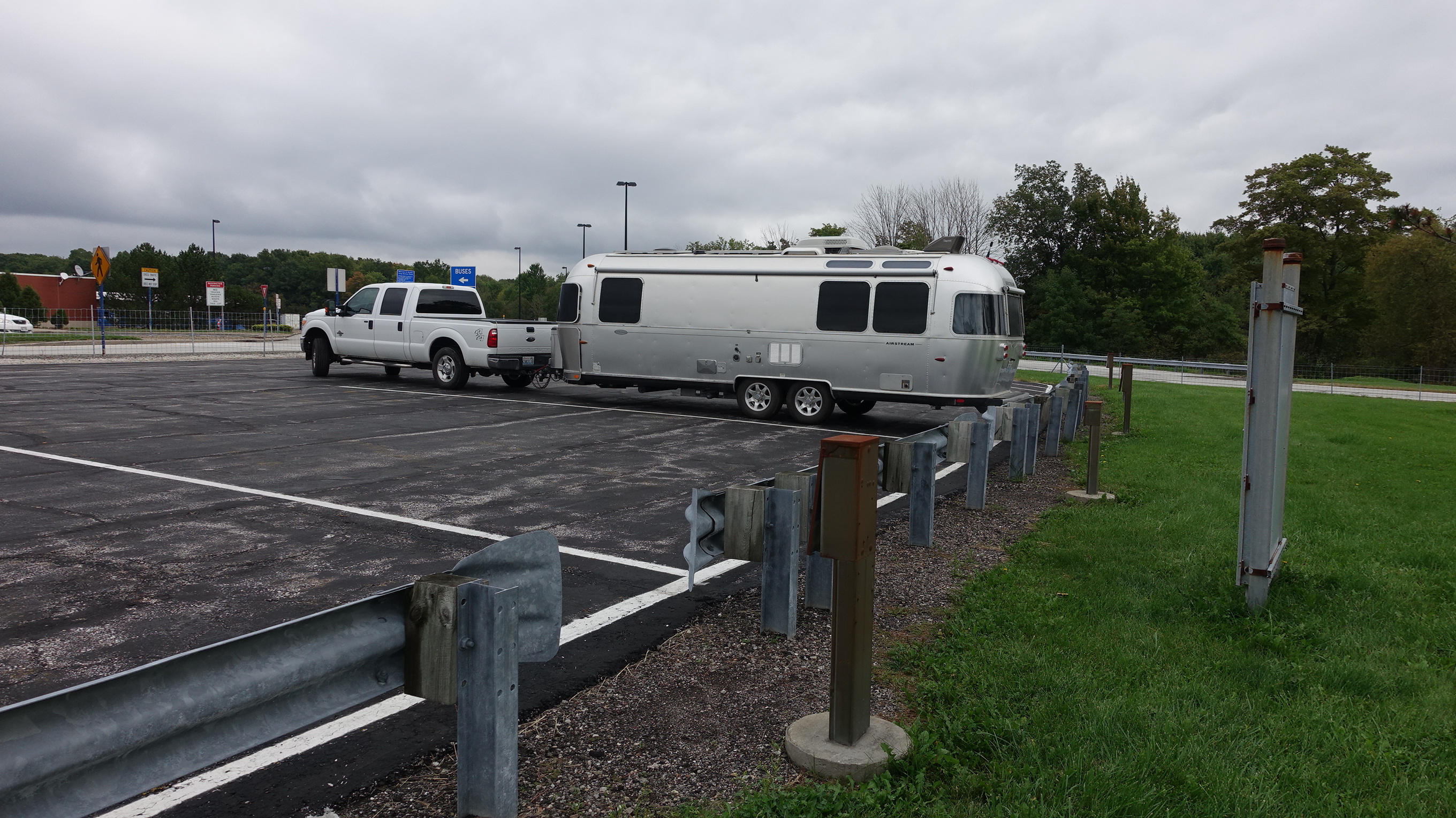 Brady’s Leap Ohio Turnpike RV Lot Reviews updated 2024