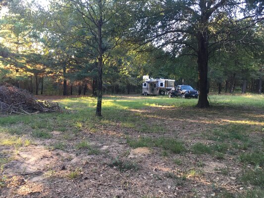 CR-2700 Hunt Camp photo 2