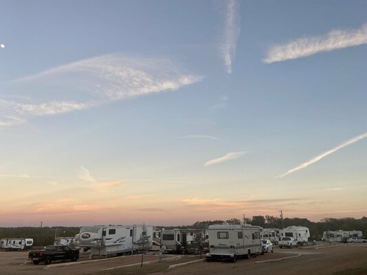 Henly RV Park photo 2