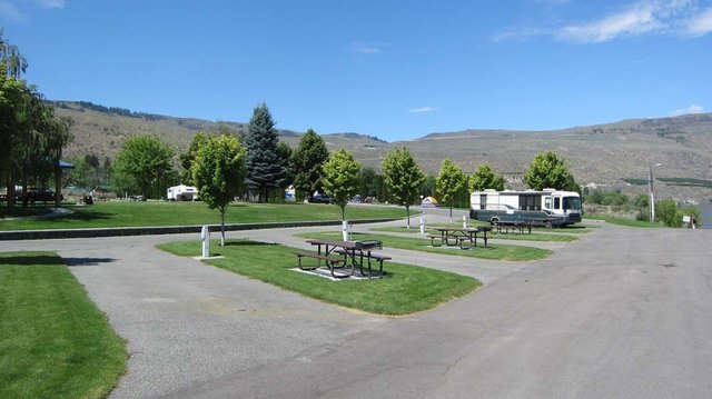 Bridgeport Marina RV Park