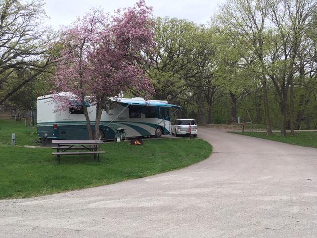 Oak Bluff Campground
