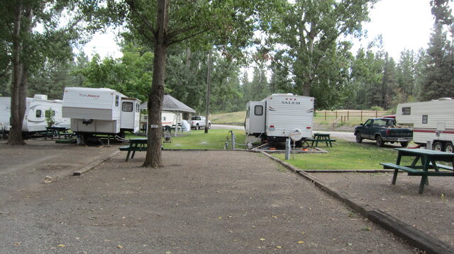 Columbia Point Resort photo 2