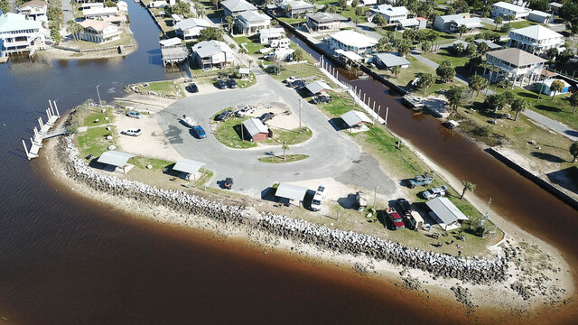 Horseshoe Beach Park photo 2