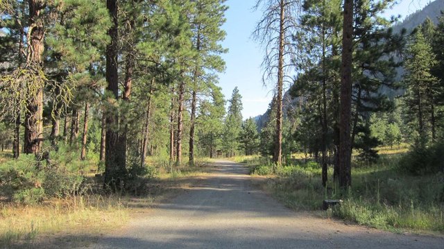 Hunters Camp Trailhead photo 2